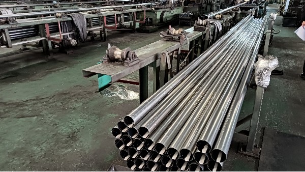 不銹鋼管性能，純凈的力量：為什么冶金質(zhì)量是性能“隱形基石”？
