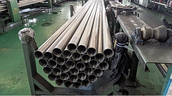 不銹鋼水管 3 大優(yōu)勢(shì)，為何受青睞？