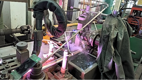 不銹鋼管酸洗鈍化，究竟有何奧秘？