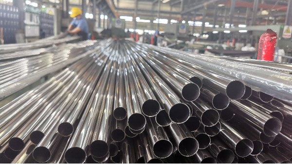 圓管與方管的“幾何學(xué)”：為什么形狀本身就是一種性能？